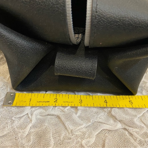 Waterproof Rubber Dopp Kit Toiletry Makeup Cosmetics Storage Case Travel Bag - Picture 8 of 8